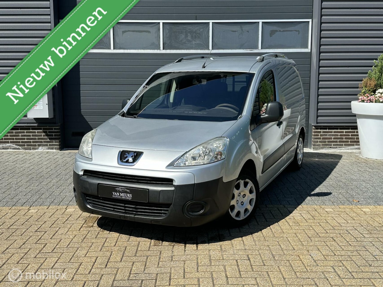Peugeot Partner - bestel 120 1.6 HDI L1 XT, airco, 3 persoons, apk 11-2025 - AutoWereld.nl