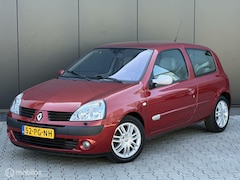 Renault Clio - 1.6-16V Initiale | AUTOMAAT | CRUISE | CLIMA |