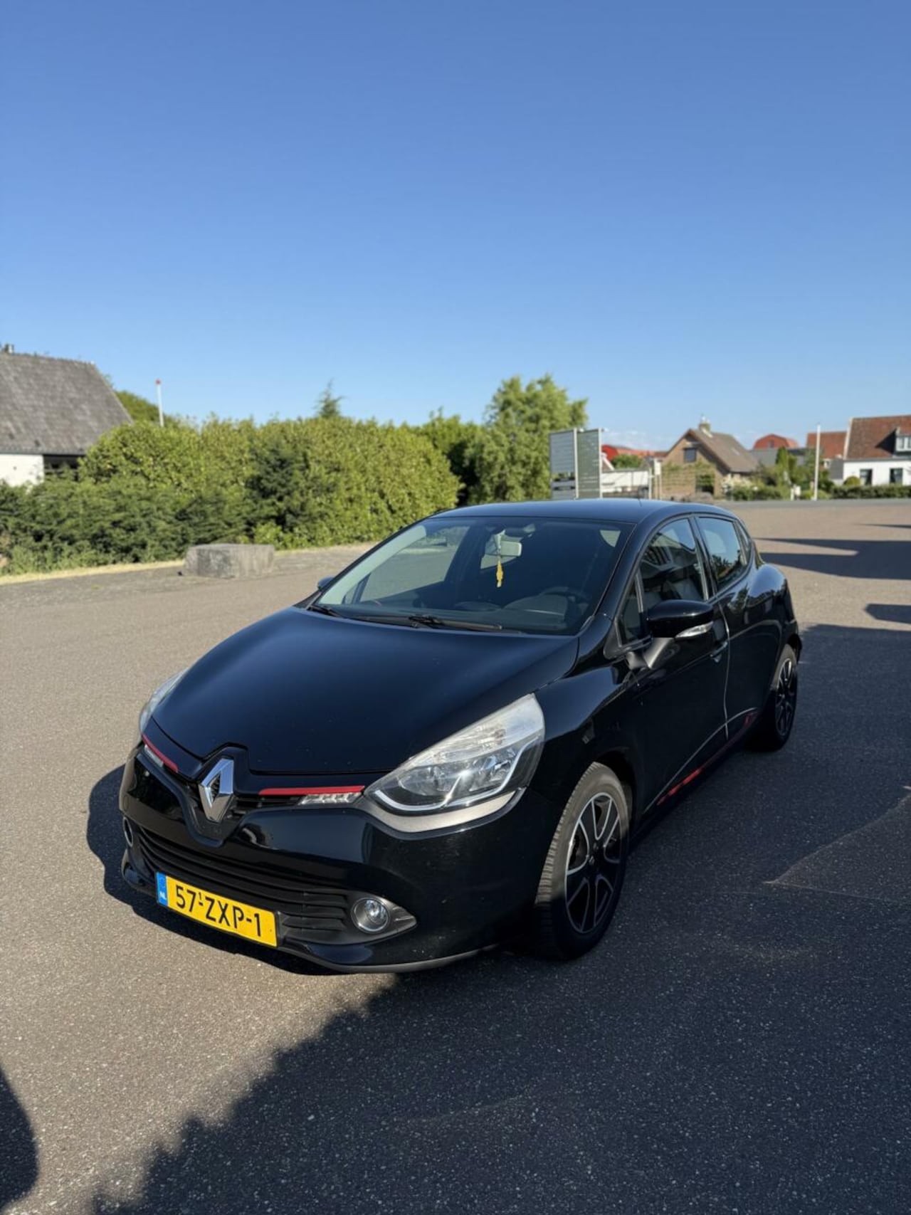 Renault Clio - 0.9 TCe 2013 Expression Airco Sfeerverlichting - AutoWereld.nl