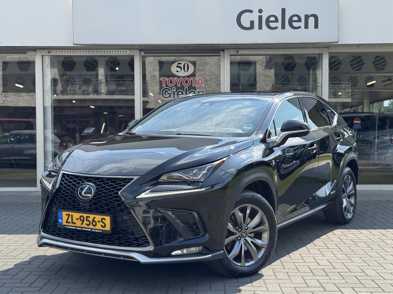 Lexus NX - 300h AWD F Sport Premium | Full options, Mark Levinson, Panoramadak, Geheugenfunctie, Stoe - AutoWereld.nl