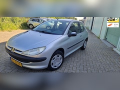 Peugeot 206 - 1.4 XT