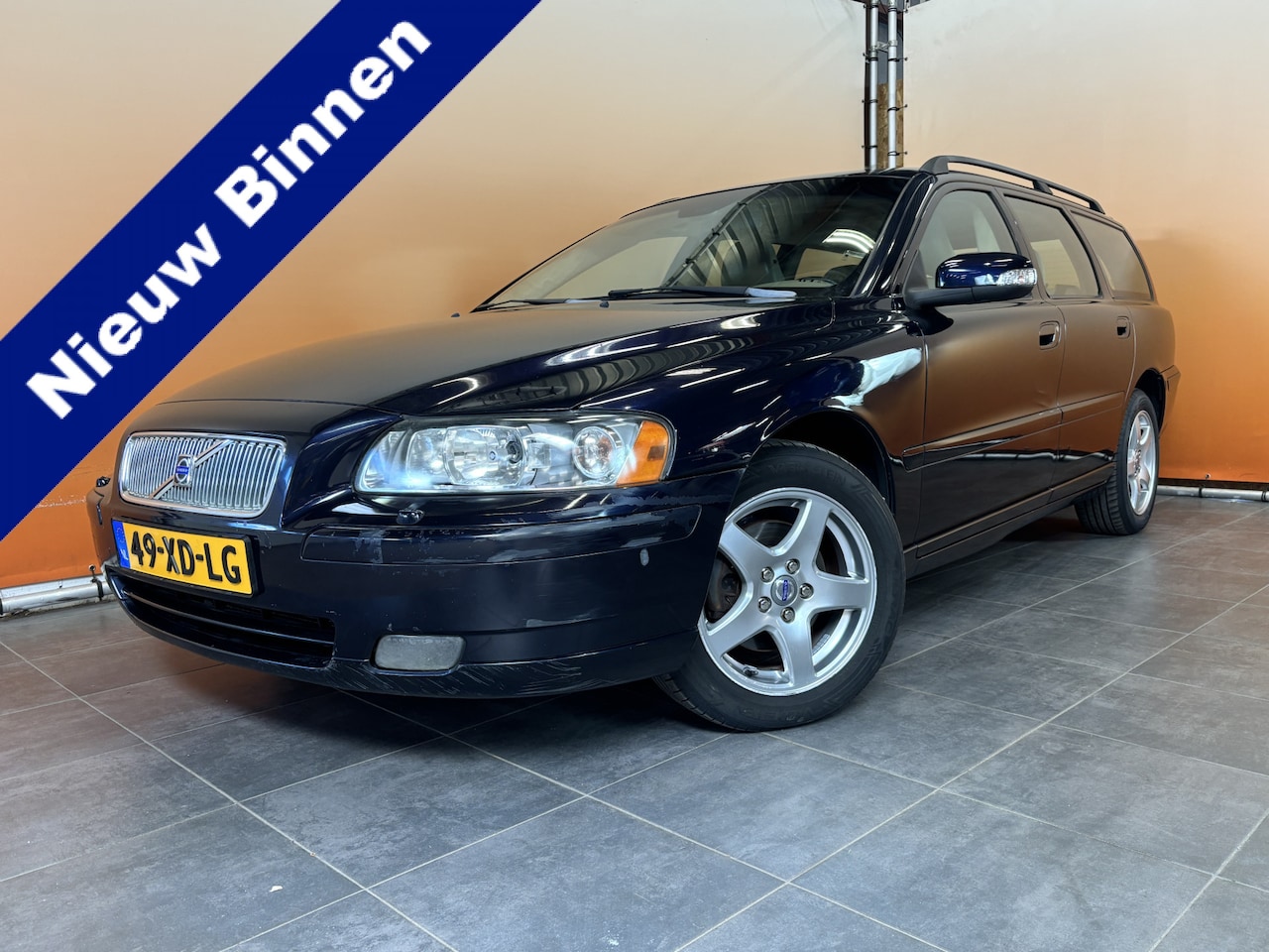 Volvo V70 - 2.4 Edition Classic automaat trekhaak - AutoWereld.nl