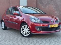 Renault Clio - 1.4-16V Dynamique Luxe|5DRS|AIRCO|GOED-ONDERHOUDEN