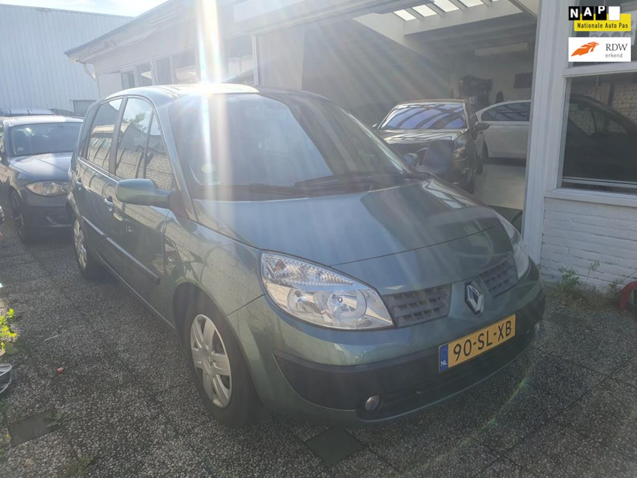Renault Scénic - 2.0-16V Dynamique Comfort Inruil Mogelijk - AutoWereld.nl