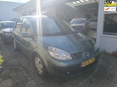 Renault Scénic - 2.0-16V Dynamique Comfort Inruil Mogelijk