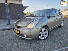 Toyota Prius - 1.5 VVT-i Tech Edition GARANTIE Multimedia Player Camera