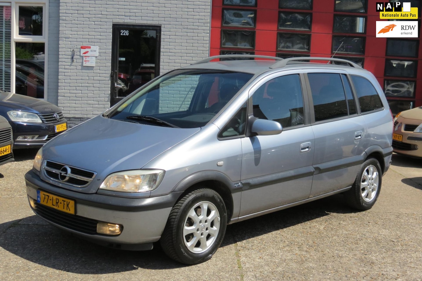 Opel Zafira - 1.8-16V Elegance 7 PERS , NWE APK !! - AutoWereld.nl
