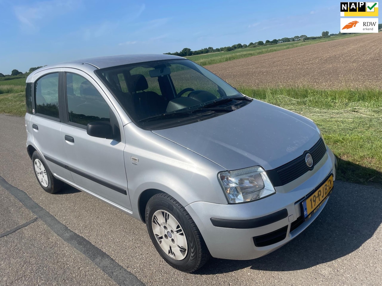 Fiat Panda - 1.2 Celebration / 2011 - AutoWereld.nl