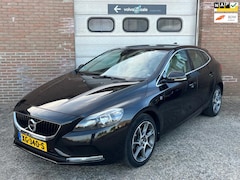 Volvo V40 - 2.0 D2 Ocean Race leder 2016