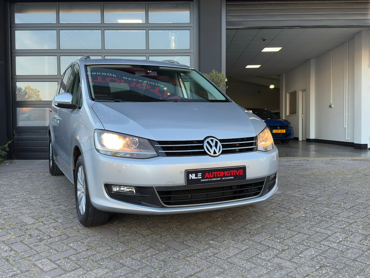 Volkswagen Sharan - 1.4 TSI Comfortline 6p. 1.4 TSI Comfortline 6p. - AutoWereld.nl
