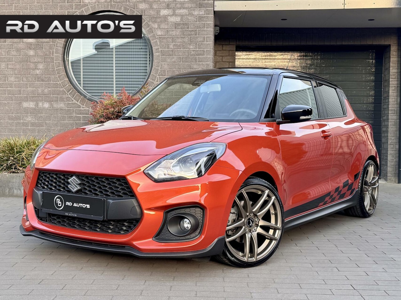 Suzuki Swift - 1.4 Sport Smart Hybrid Carplay Camera PDC LED - AutoWereld.nl