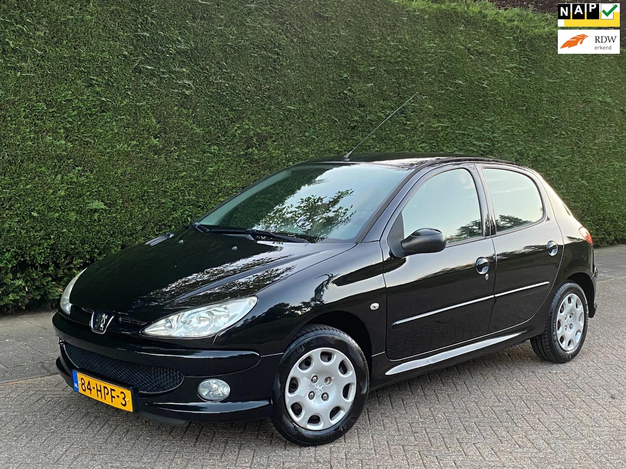 Peugeot 206 - 1.4 AIRCO/CRUISE/RIJDT SUPER/5DRS/LAGE KM/APK!!! - AutoWereld.nl