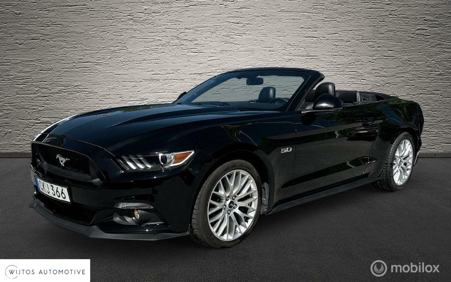 Ford Mustang Convertible - 5.0 GT 5.0 GT 421 pk - AutoWereld.nl