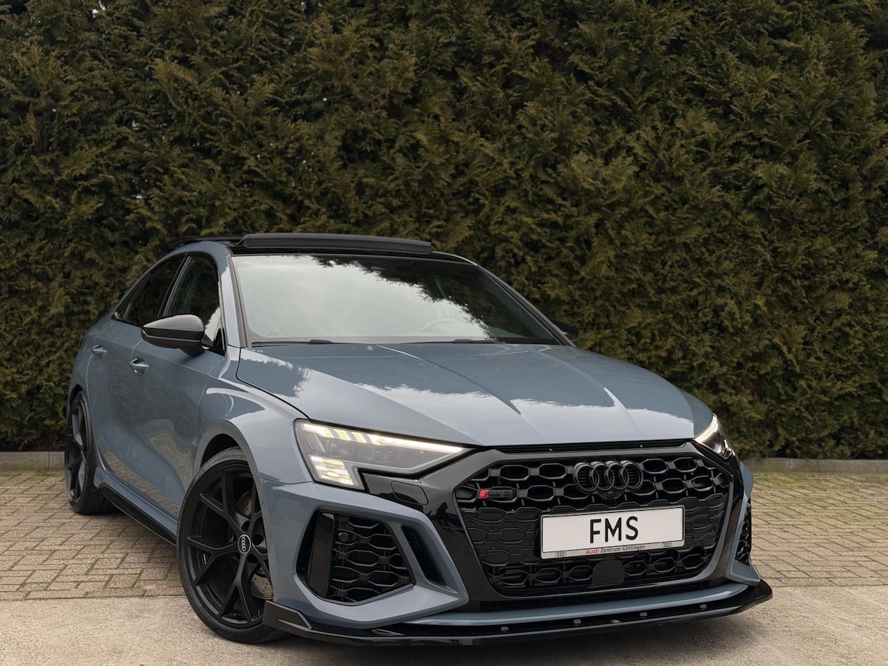 Audi RS3 - Limousine 2.5 TFSI Quattro CarPlay Panorama - AutoWereld.nl
