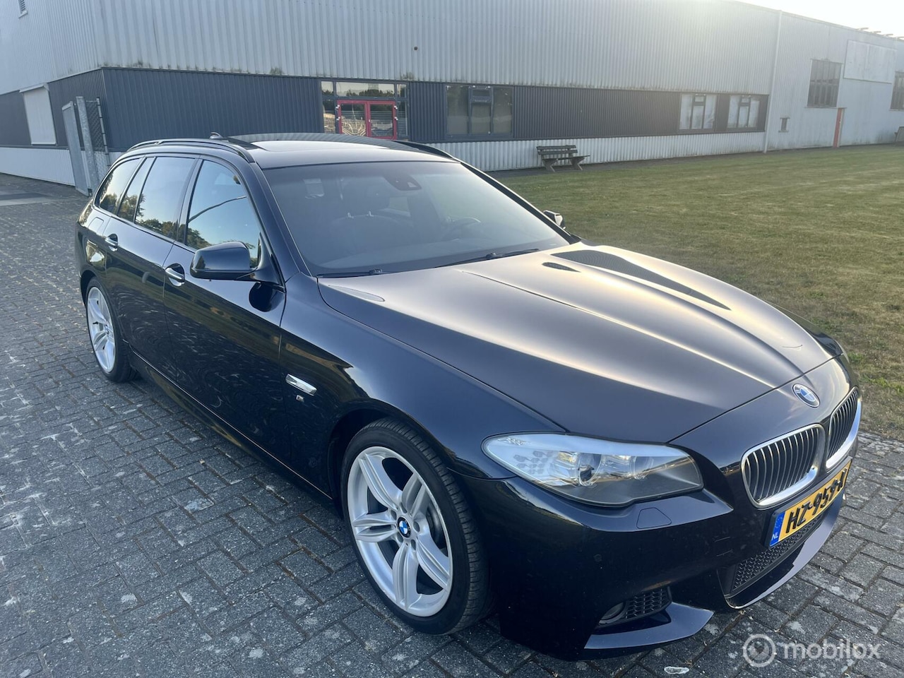 BMW 5-serie Touring - 520d High Executive 520d High Executive - AutoWereld.nl