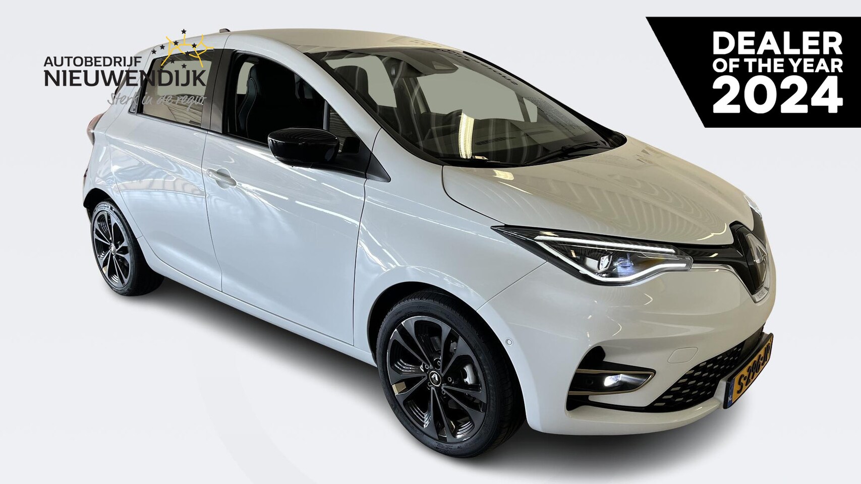 Renault Zoe - R135 Iconic 52 kWh APPLE CARPLAY ANDROID AUTO / CLIMATE CONTROLE / CRUISE CONTROLE / NAVIG - AutoWereld.nl