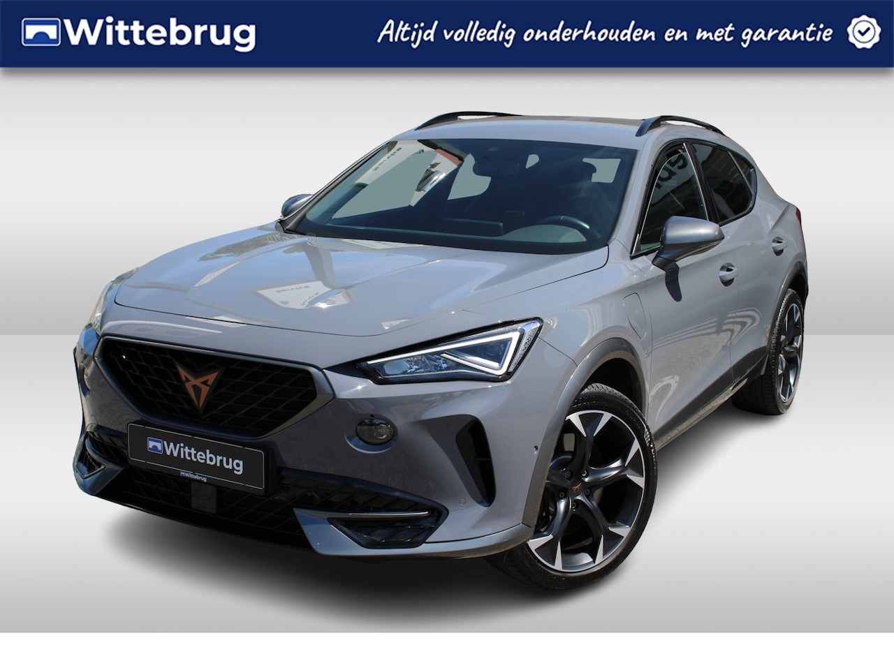 CUPRA Formentor - 1.4 e-Hybrid 245pk Performance DSG Automaat / LM 19 inch / Navigatie / Full LED / Camera / - AutoWereld.nl