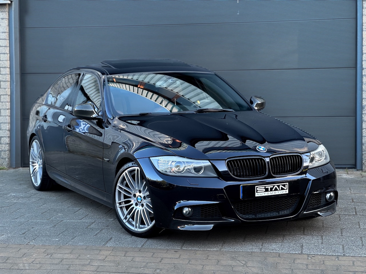 BMW 3-serie - | 325i CARBON SPORT EDITION | HARMAN/KARDON, PANO, AUTOMAAT | GOED ONDERHOUDEN - AutoWereld.nl