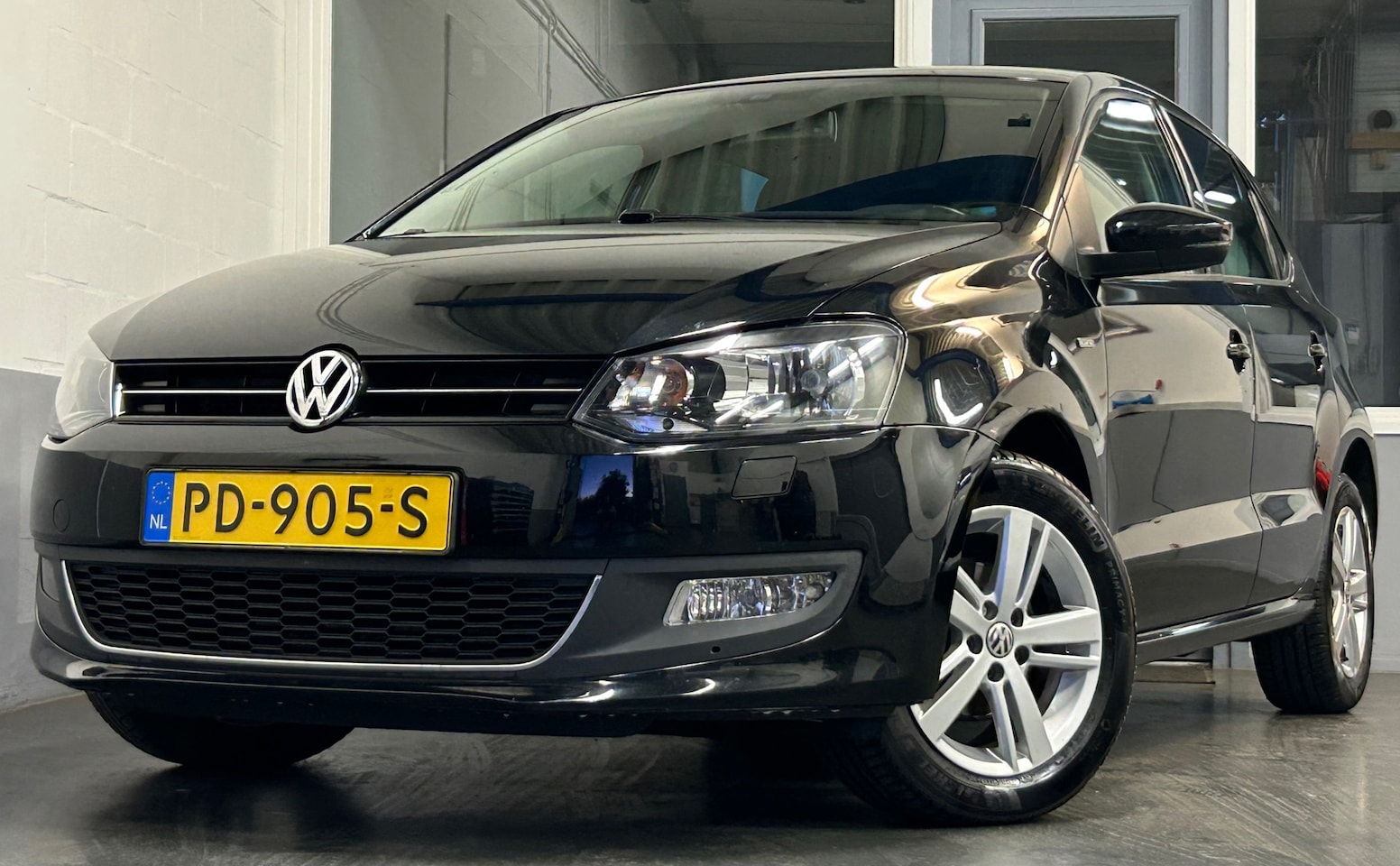 Volkswagen Polo - 1.6 TDI BlueMotion R-Line Edition|NweAPK|Stoelvw|Cruise|PDC - AutoWereld.nl