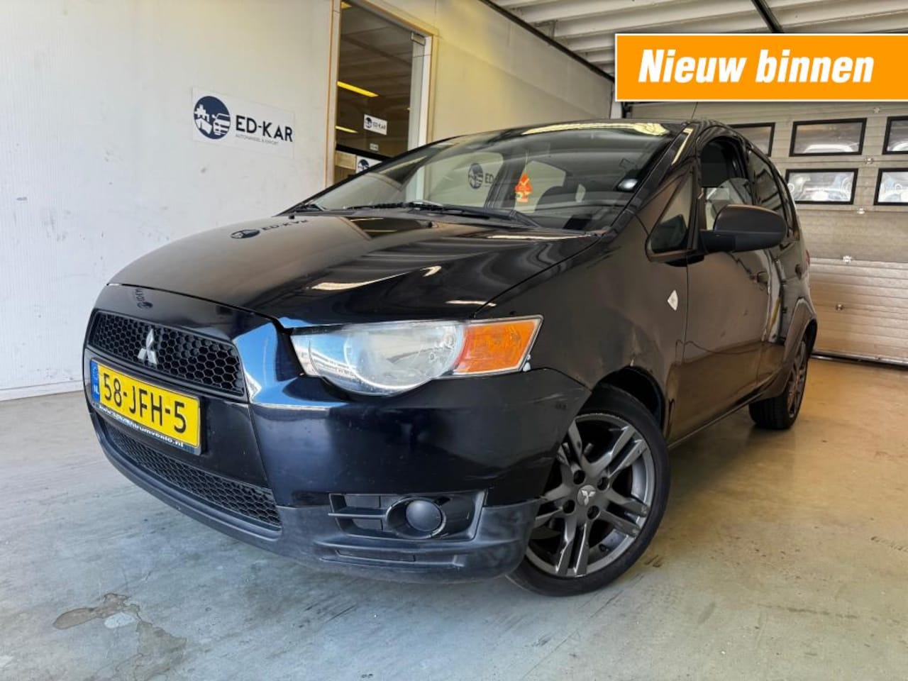 Mitsubishi Colt - 1.1 Inform 5DRS AIRCO LMV NAP APK RIJDT GOED - AutoWereld.nl