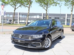 Volkswagen Passat Variant - GTE 1.4 TSI PHEV Camera | Stoelverwarming Voor en Achter | Adaptive Cruise | Massage | Get
