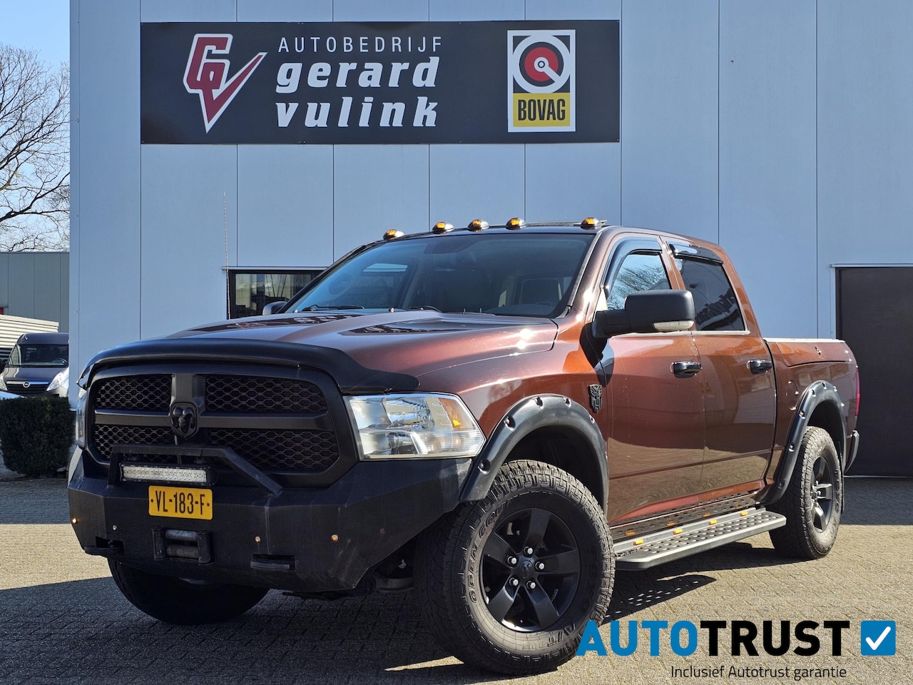 Dodge Ram 1500 - 3.6 V6 Crew Cab 6'4 4X4 LPG SCHUIF/KANTEL CARPLAY - AutoWereld.nl