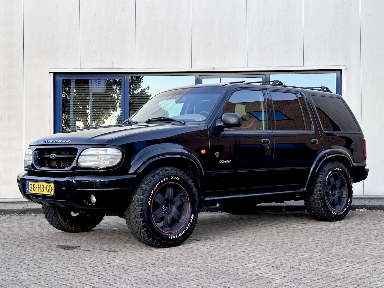 Ford Explorer - USA 4.0 V6 XLT 4x4 - AutoWereld.nl