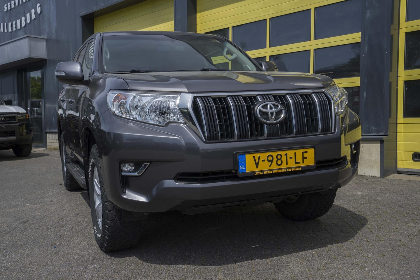 Toyota Land Cruiser Challenger - 2.8 D-4D-F Van Toyota Land cruiser 2.8 D-4D-F CHALLENGER VAN AUT - AutoWereld.nl
