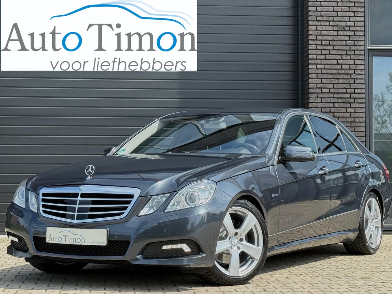 Mercedes-Benz E-klasse - W212 E 350 CGI Avantgarde Aut.-7 | Veel mooie opties, volledig gedocumenteerd | Youngtimer - AutoWereld.nl