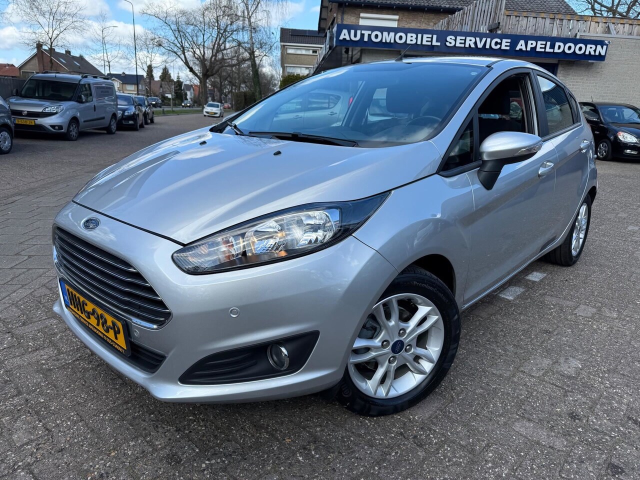 Ford Fiesta - 1.25 *5DRS*AIRCO*STOELVERW.*PDC*LM. VELGEN* - AutoWereld.nl