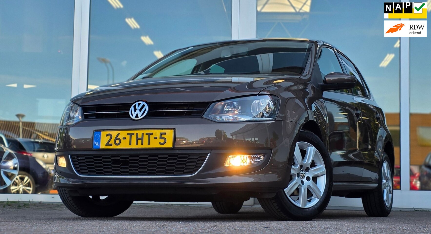 Volkswagen Polo - 1.2 TSI Highline Clima Navi 100% Onderhouden Mooi! - AutoWereld.nl