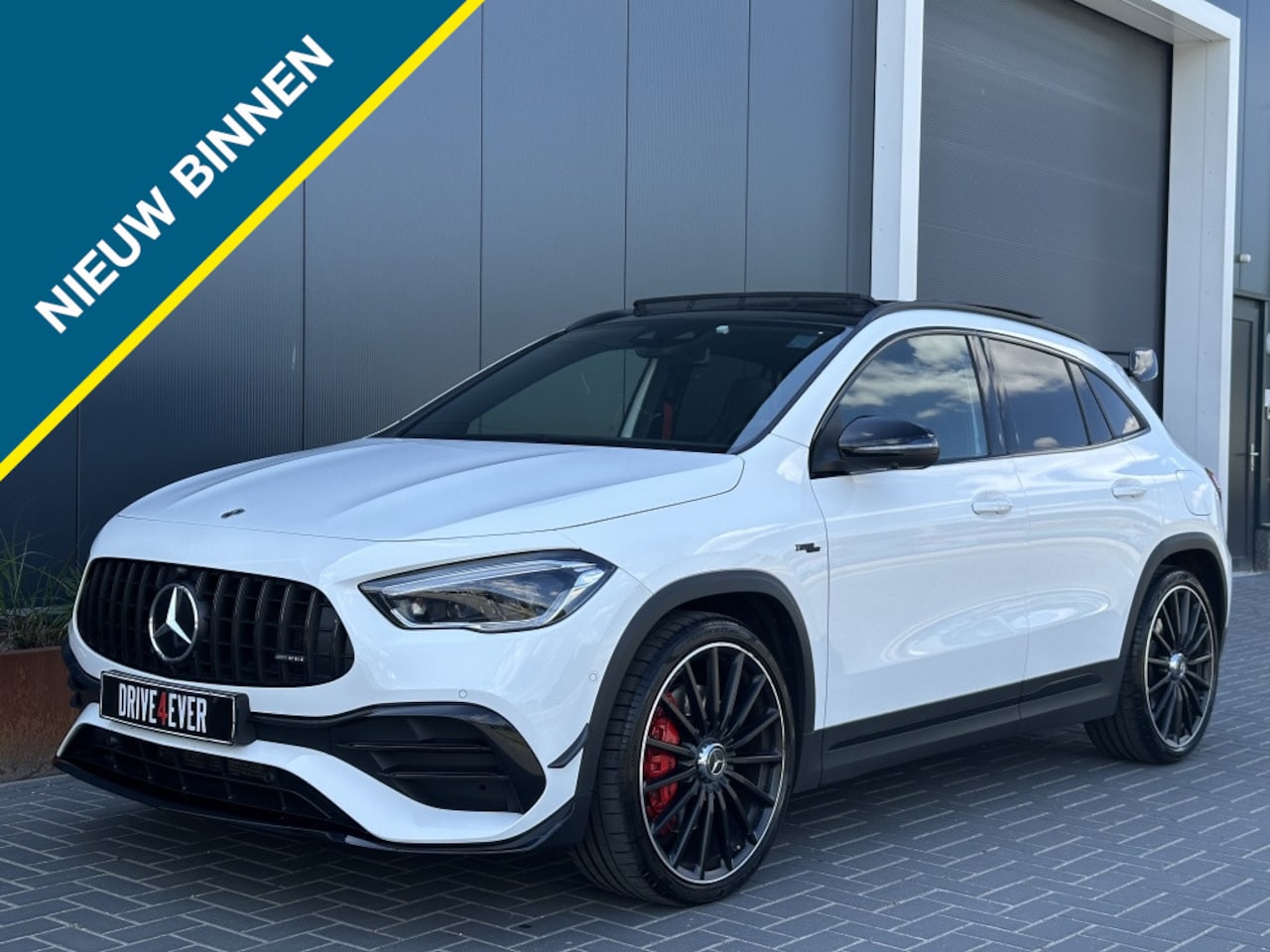 Mercedes-Benz GLA-Klasse - AMG 45 S 4MATIC+ M2023 PANO SCHAALSTOELEN 360 CAMERA - AutoWereld.nl