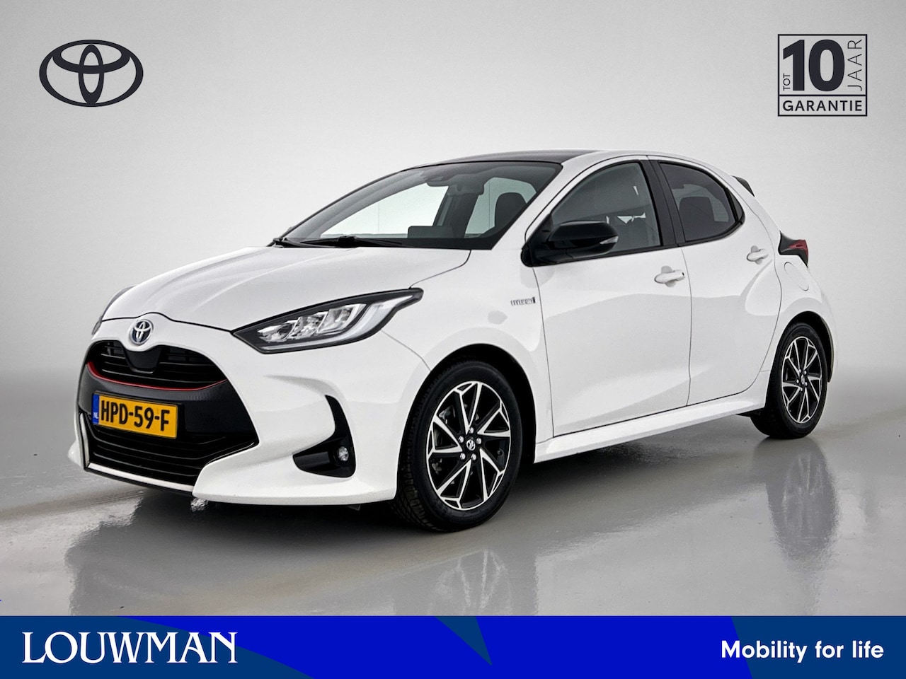 Toyota Yaris - 1.5 Hybrid Executive Limited | Panoramadak | 17 inch LM-velgen | Half lederen bekleding | - AutoWereld.nl
