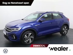 Volkswagen T-Roc - R-Line Business (1) GP 1.5 110 kW / 150 pk TSI 7-versn. DSG | Dodehoeksensor | R-Line tops