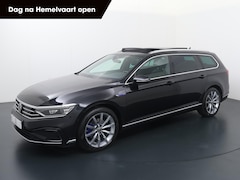 Volkswagen Passat Variant - 1.4 TSI PHEV GTE Business | 218 PK | SoH 94% |Trekhaak wegklapbaar | Panoramadak | Head-Up