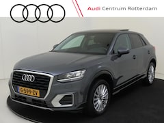 Audi Q2 - 35 TFSI Pro Line | Panoramadak | Parkeersensoren | CarPlay | Cruise control | Navigatie |