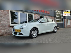 Alfa Romeo Giulietta - 1.4 T Progression Airco Cruise Control Nette Auto NAP 6-Versnellingen
