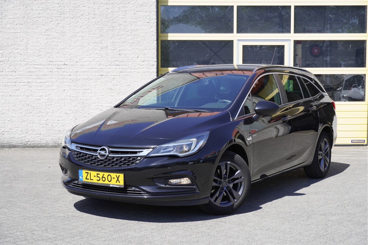 Opel Astra Sports Tourer - 1.0 Turbo 120 Jaar Edition BJ2019 Lmv 16" | Led | Pdc | Navi | Achteruitrijcamera | Climat - AutoWereld.nl