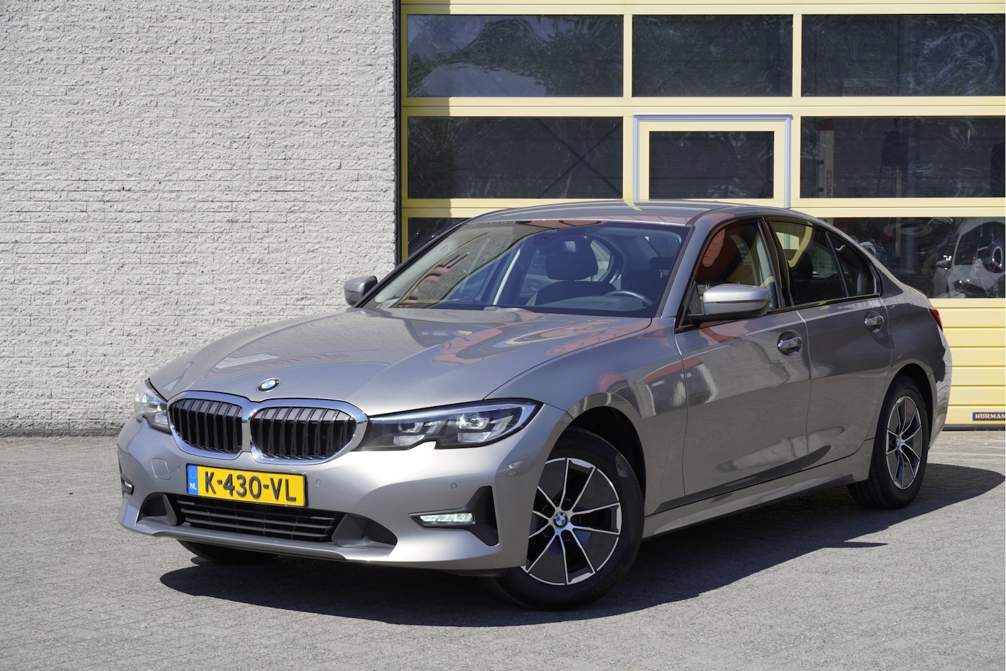 BMW 3-serie - 318d Automaat! Corporate High Executive BJ2021 Lmv | Led | Pdc | Navi | Virtual cockpit | - AutoWereld.nl