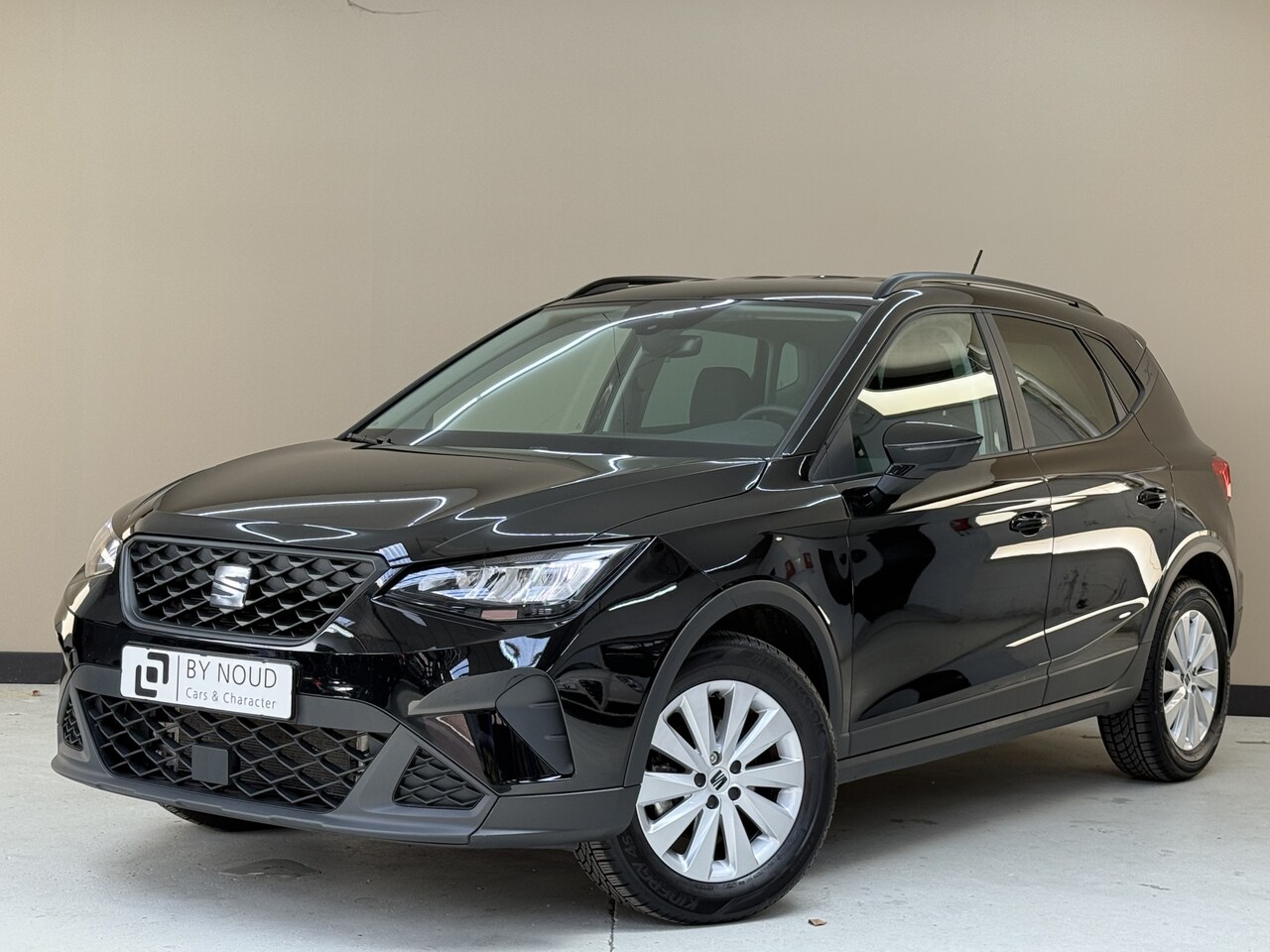Seat Arona - 1.0 EcoTSI Style, 115pk, 2024, 1ste eigenaar, BTW auto, Cruise control, Airco, Navigatie, - AutoWereld.nl