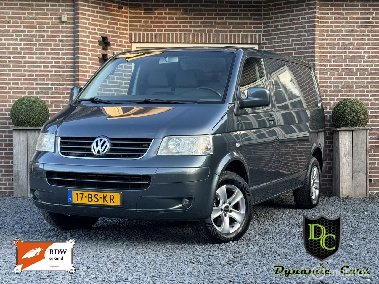Volkswagen Transporter - 2.5 TDI 300 *Airco *Carplay *Trekhk - AutoWereld.nl