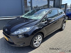 Ford Fiesta - 1.4i Trend Automaat Airco CV LMV AUX 3 drs