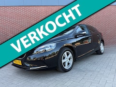 Volvo V40 - 2.0 D2 Inscription / Storing lees tekst / Airco / Cruise /