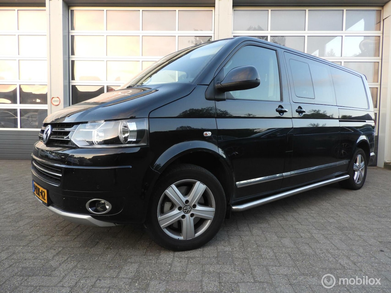 Volkswagen Multivan - 2.0 TDI L2H1 4Motion DC - AutoWereld.nl