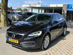 Volvo V40 Cross Country - 1.5 T3 Polar+ Luxury Panorama Keyless Harman Kardon