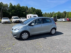 Toyota Yaris - 1.3 16V Sol automaat