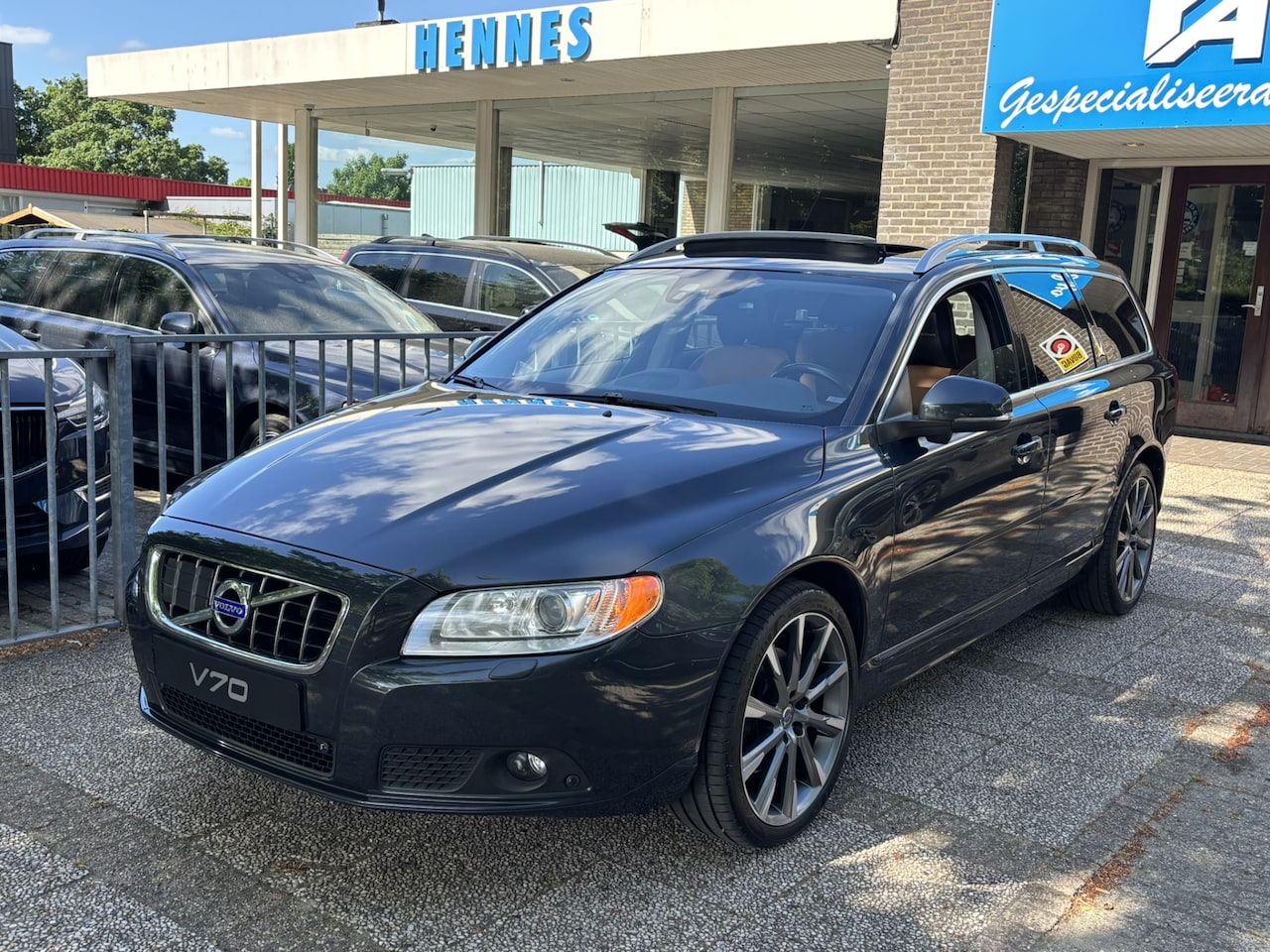 Volvo V70 - 3.0 T6 AWD Summum Inscription LPG Standkachel ACC Keyless - AutoWereld.nl