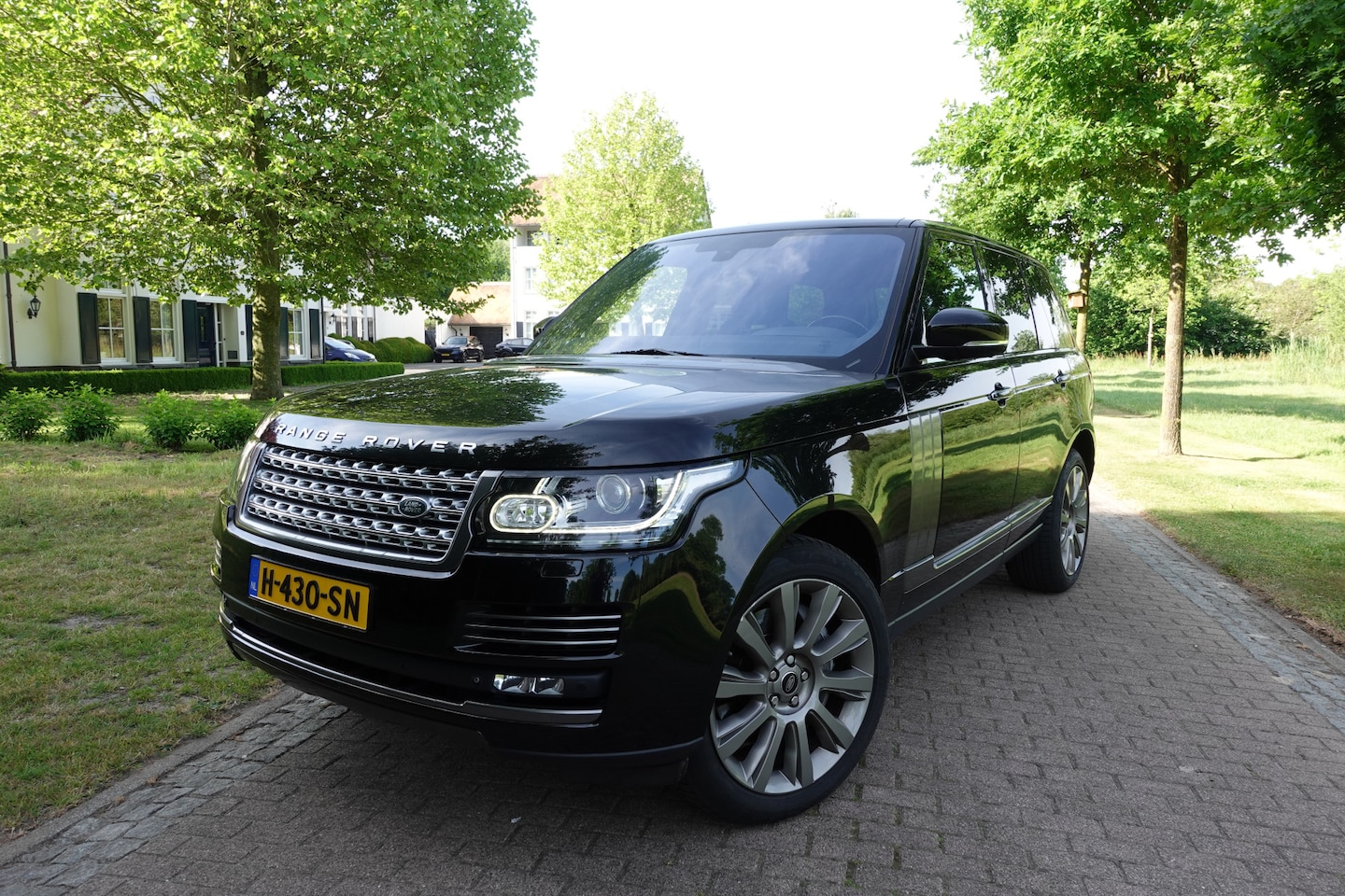 Land Rover Range Rover - 5.0 V8 Autobiography | Pano | Trekhaak | Stuurwielverw. | Massagestoelen | - AutoWereld.nl