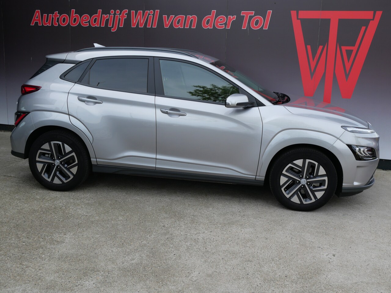 Hyundai Kona Electric - EV FASHION 39 kWh | A.C.C. | H.U.D | LED | KEYLESS | CAMERA | 3-FASE | FACELIFT!! - AutoWereld.nl