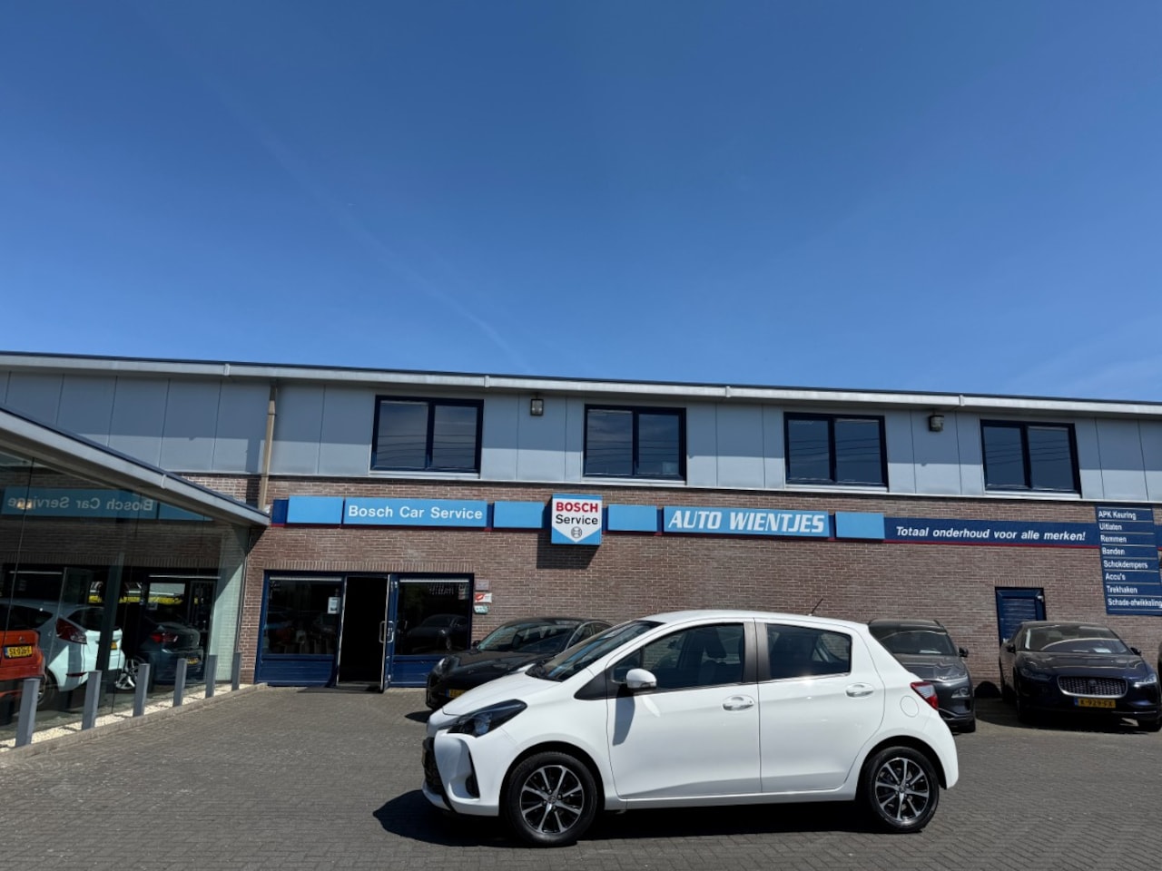 Toyota Yaris - 1.0 VVT-i | Connect 5-Drs | Airco | Camera - AutoWereld.nl